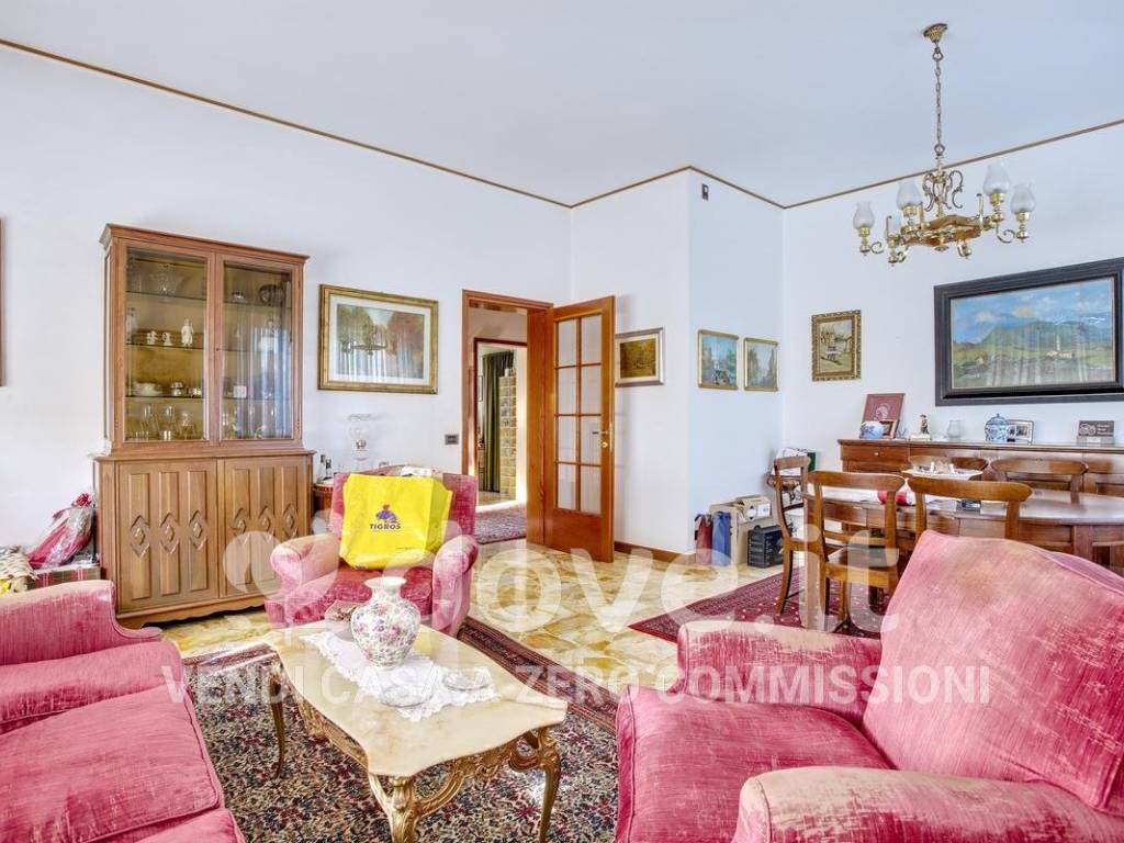 Villa a Cittiglio in Via V.Veneto - Foto 3