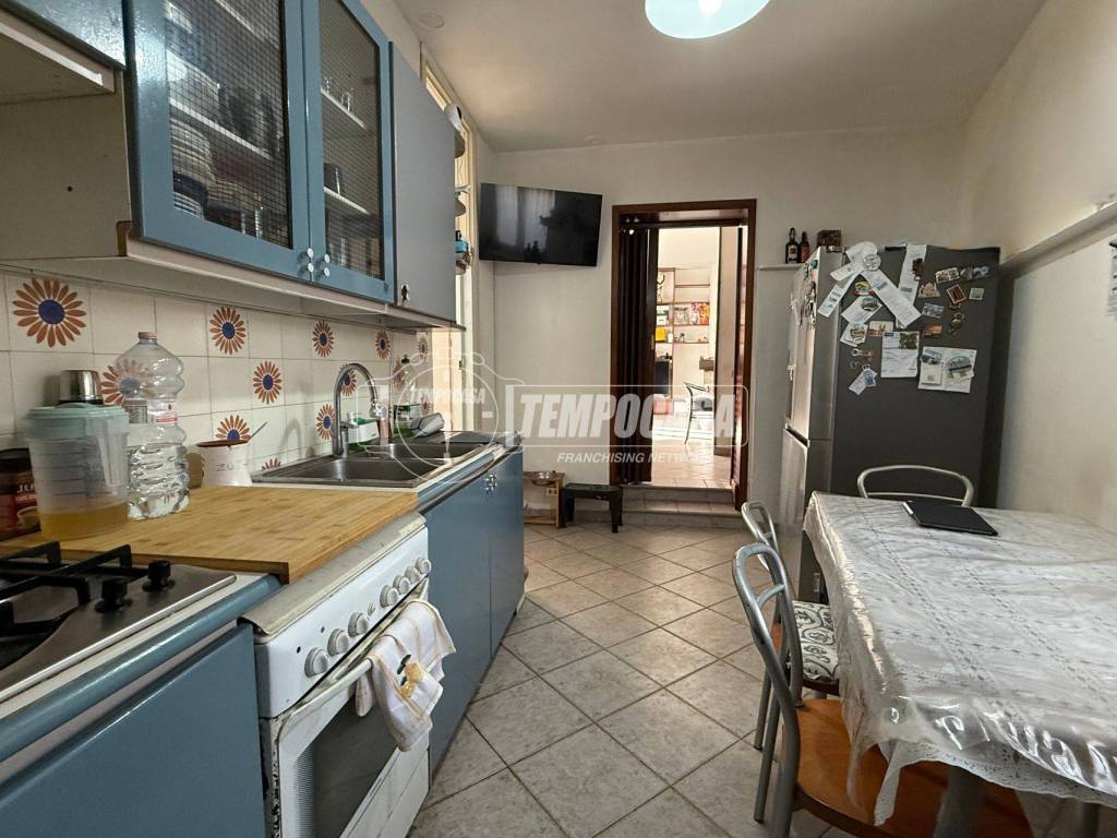 Villa a Busto garolfo in Via Cimabue 25 - Foto 2
