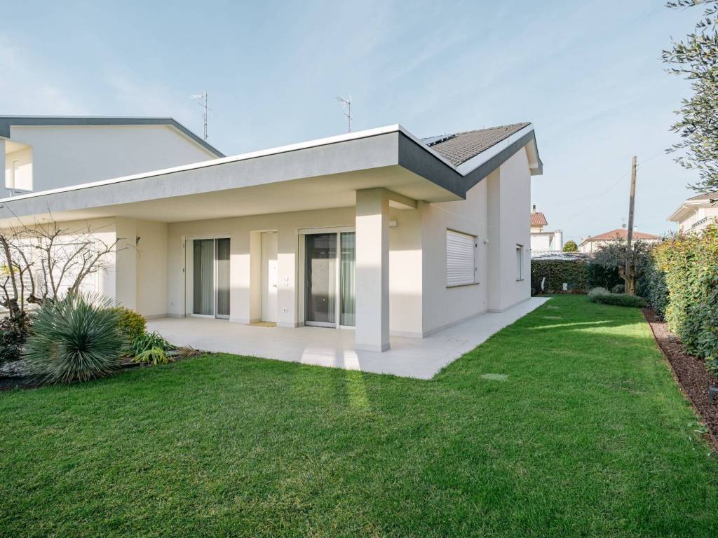 Villa a Santarcangelo di romagna in Via Marino Della Pasqua - Foto 2