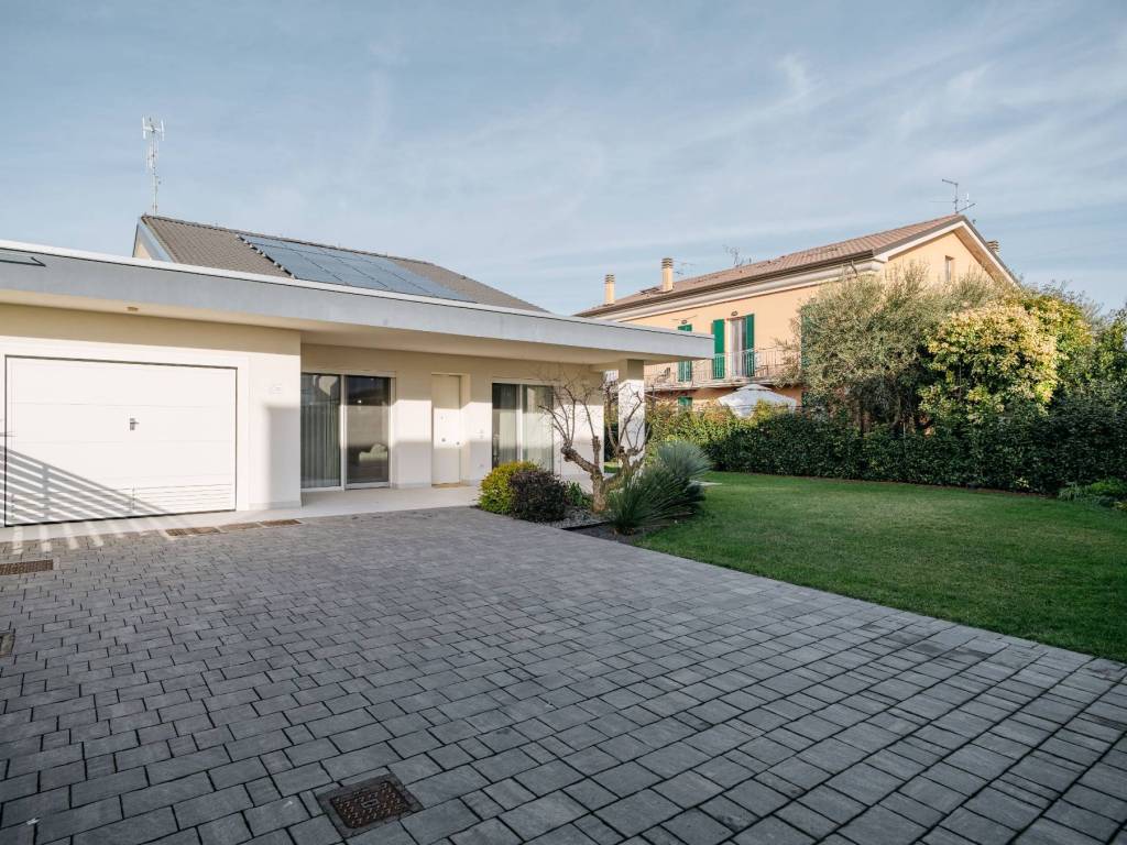 Villa a Santarcangelo di romagna in Via Marino Della Pasqua - Foto 5