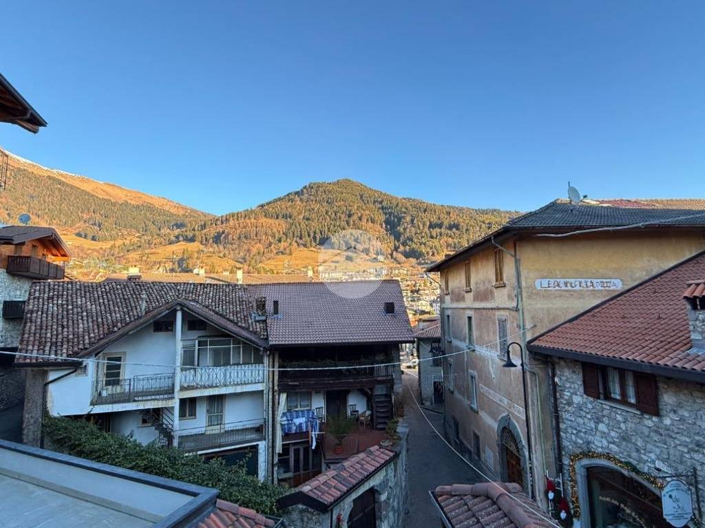 Casa indipendente a Borno in Via Sottopiazza, 6 - Foto 3