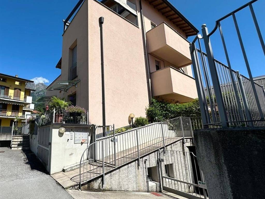 Appartamento a Lecco in via francesco baracca - Foto 2