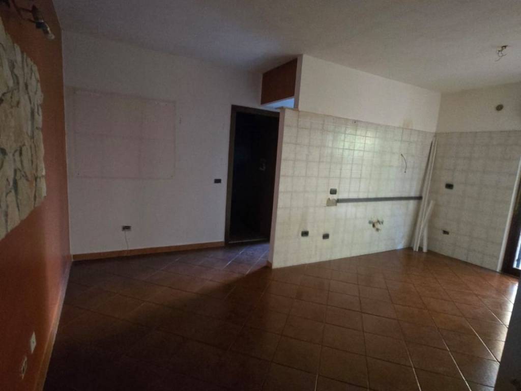 Appartamento a Guidonia montecelio in Via Domenico Luparelli - Foto 4
