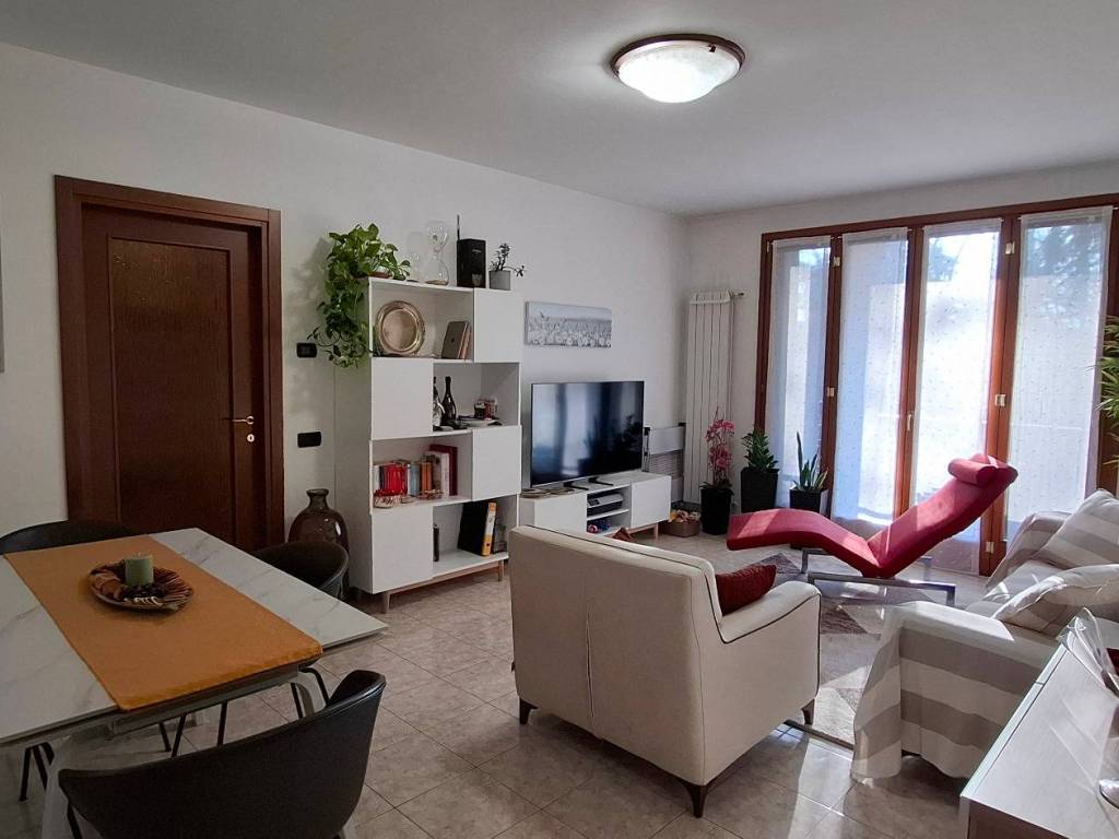 Appartamento a Paderno dugnano in Via Gorizia - Foto 2