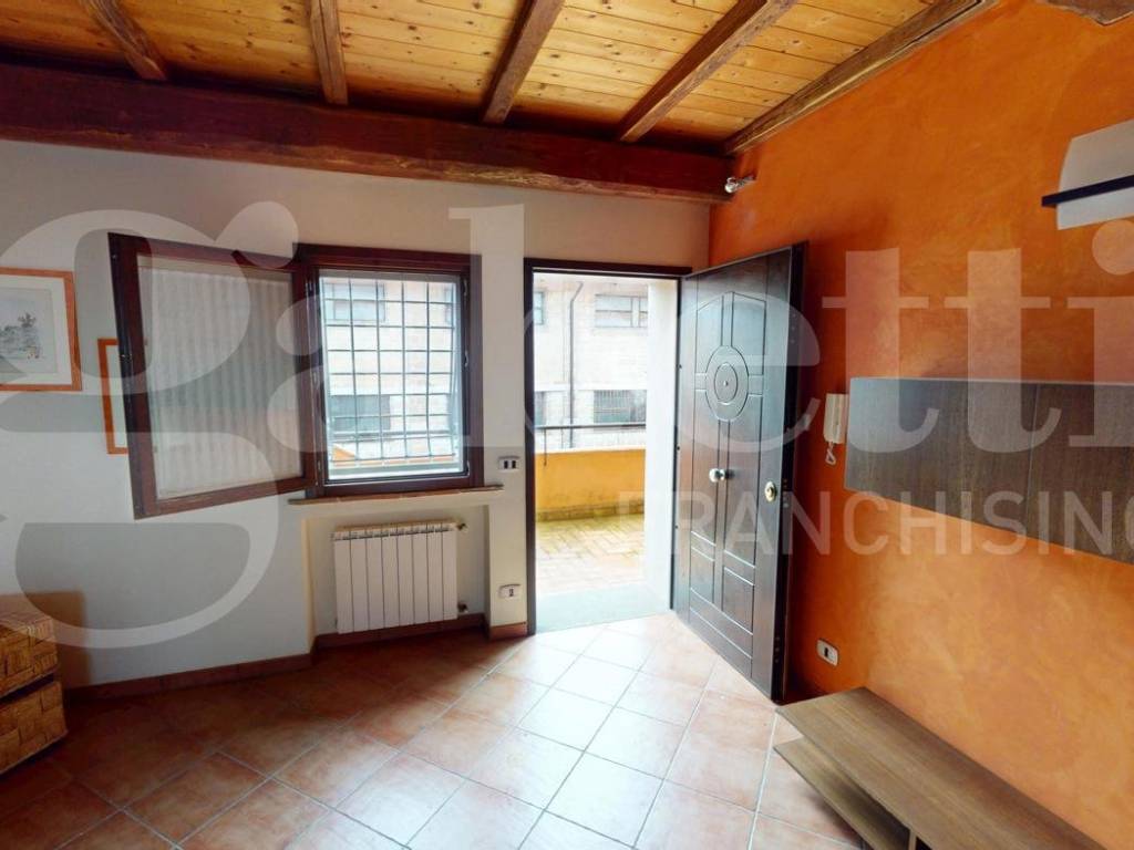 Appartamento a Castelnuovo di porto in VIA MONTE CUCCO - Foto 2