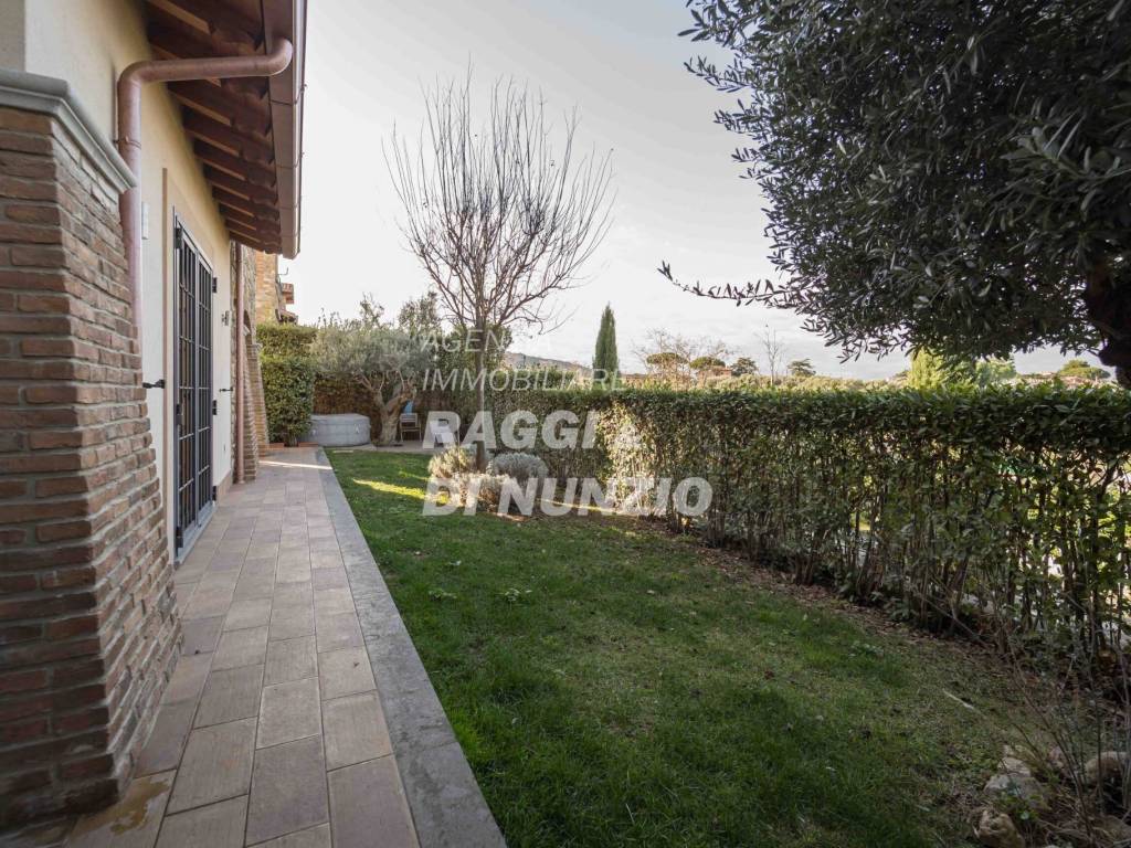 Villa a Monte porzio catone in Via Fontana Candida - Foto 2