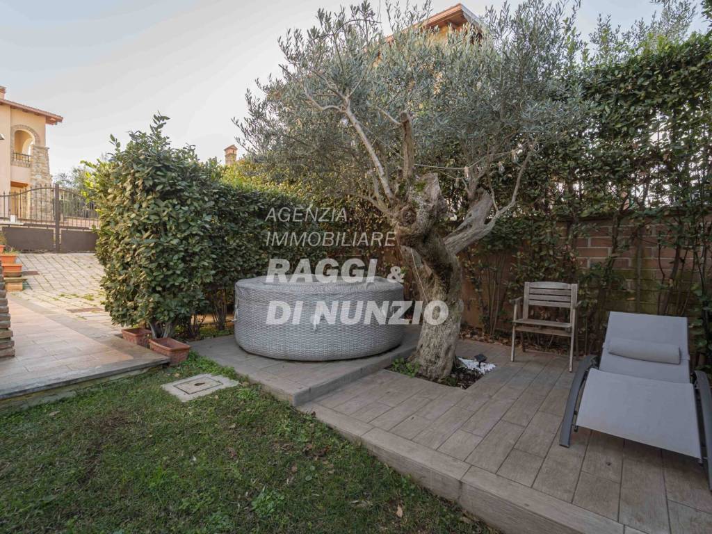 Villa a Monte porzio catone in Via Fontana Candida - Foto 5