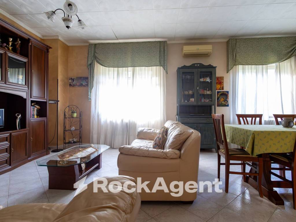 Villa a Catanzaro in Via Angitola, 56 - Foto 4