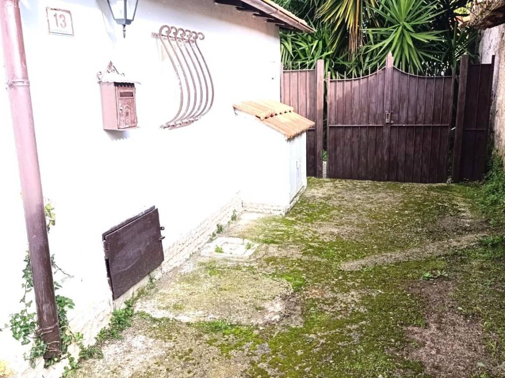 Villa a Lariano in Via Alcide De Gasperi - Foto 5