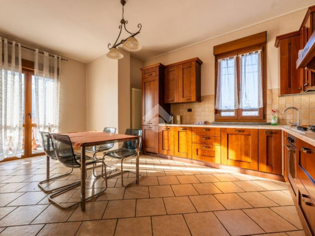 Casa indipendente a Costigliole saluzzo in Via Busca, 69 - Foto 4