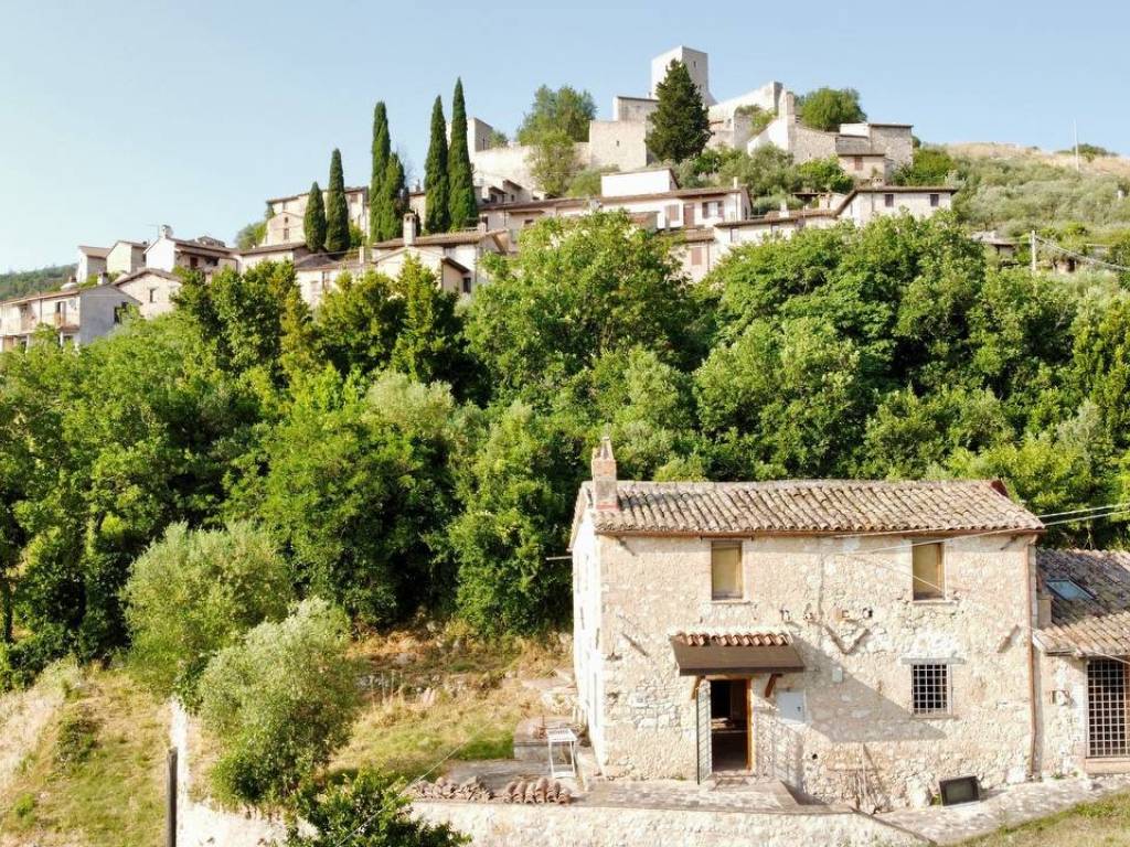 Rustico / casale a Massa martana in Strada Provinciale di Mezzanelli - Foto 2
