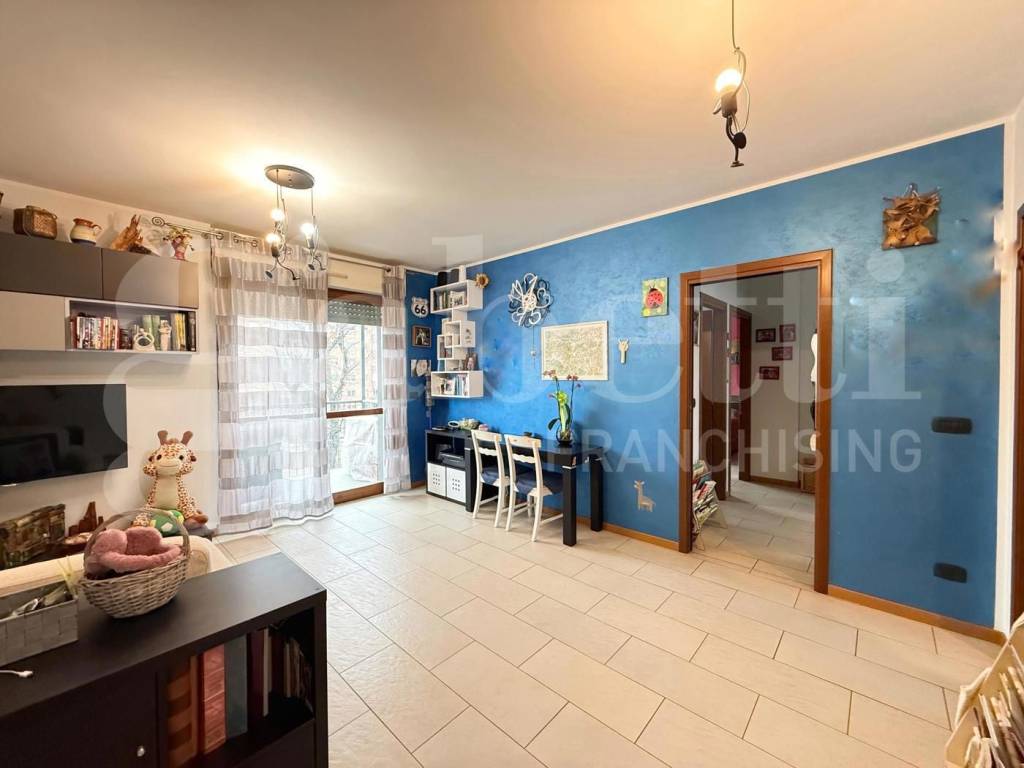 Appartamento a Grugliasco in via Napoli - Foto 2