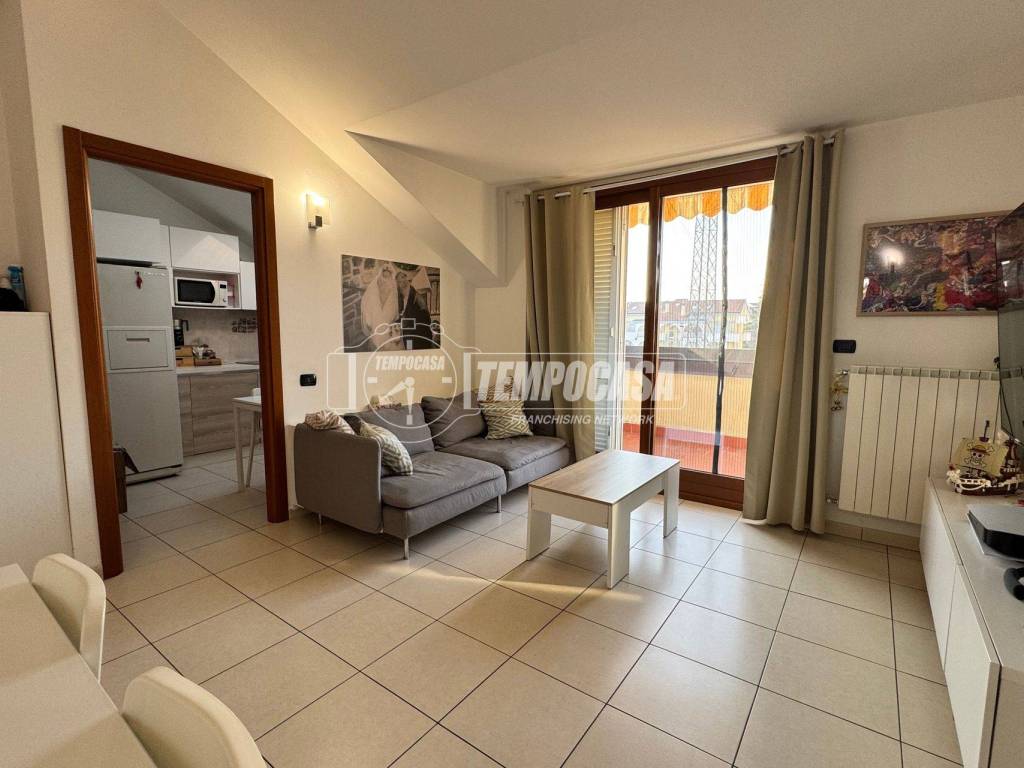 Appartamento a Arluno in Via Eugenio Montale 7 - Foto 3