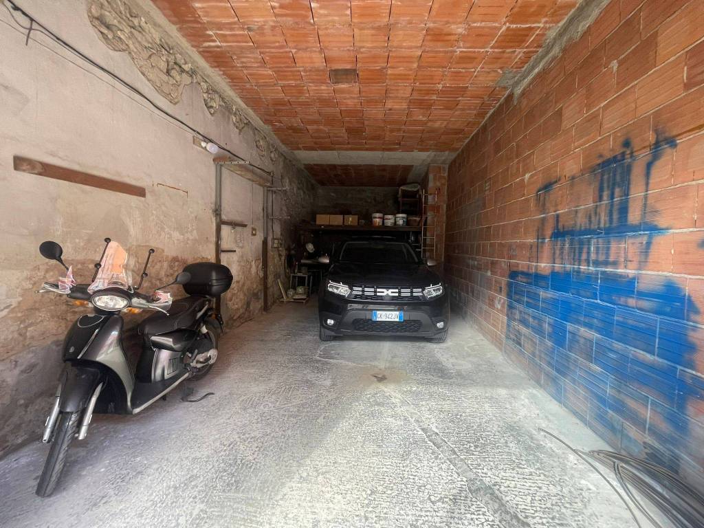 Box / garage a Ragusa in Via Gian Alfredo Cesareo - Foto 2