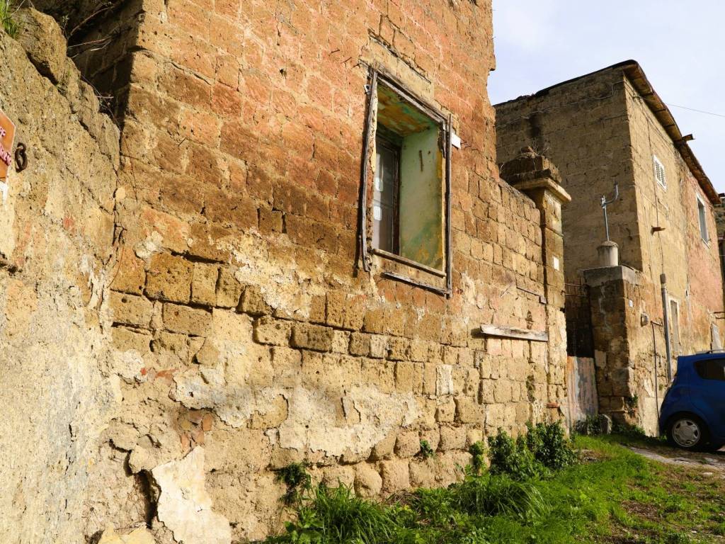 Terreno a Maddaloni in Via Belvedere, 37 - Foto 4