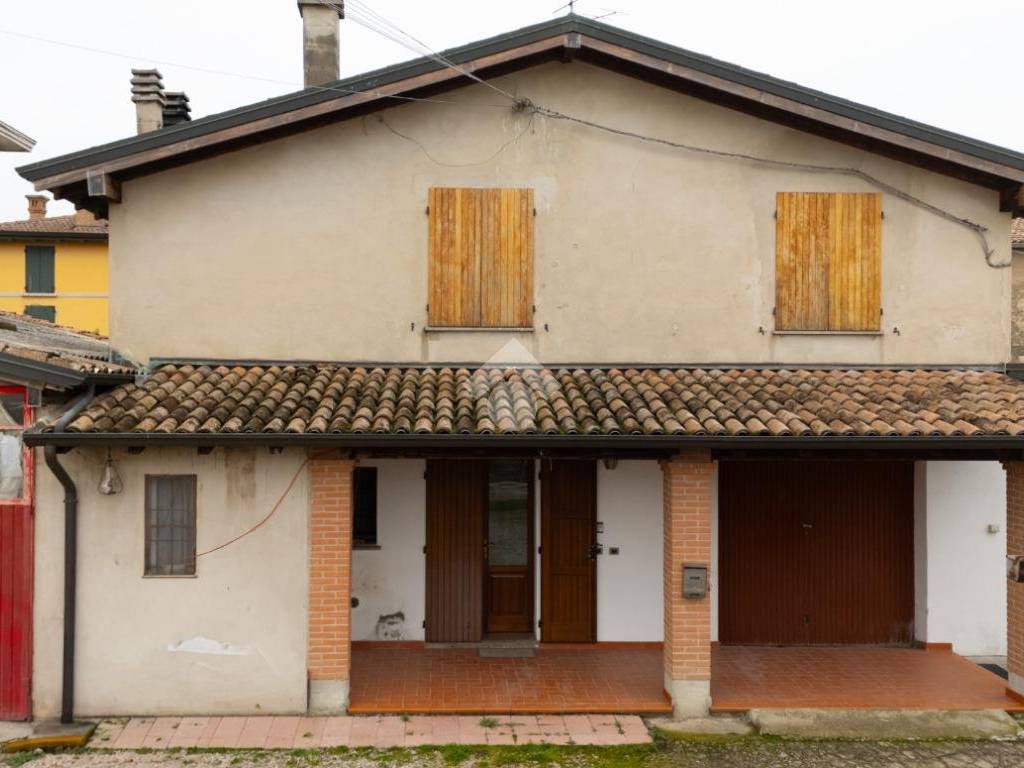 Casa indipendente a Cadelbosco di sopra in Via gabella - Foto 2