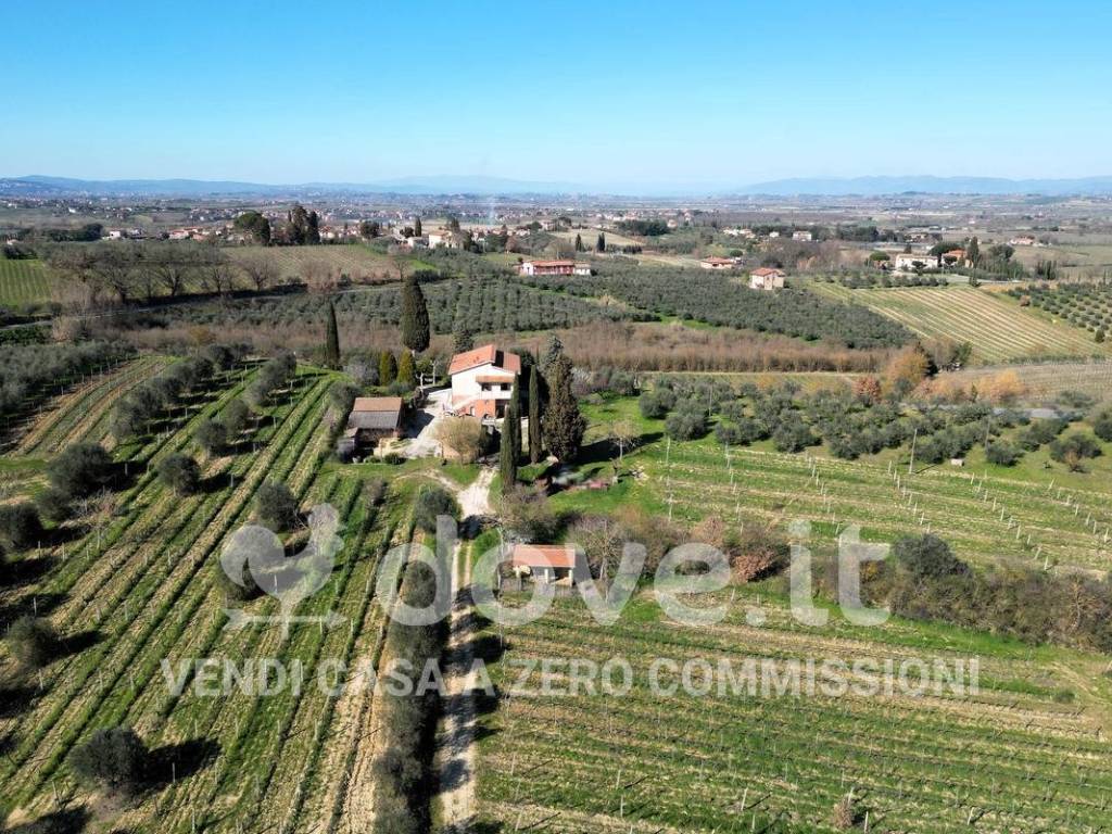 Rustico / casale a Montepulciano in Strada Statale 326 Ovest, 22 - Foto 3