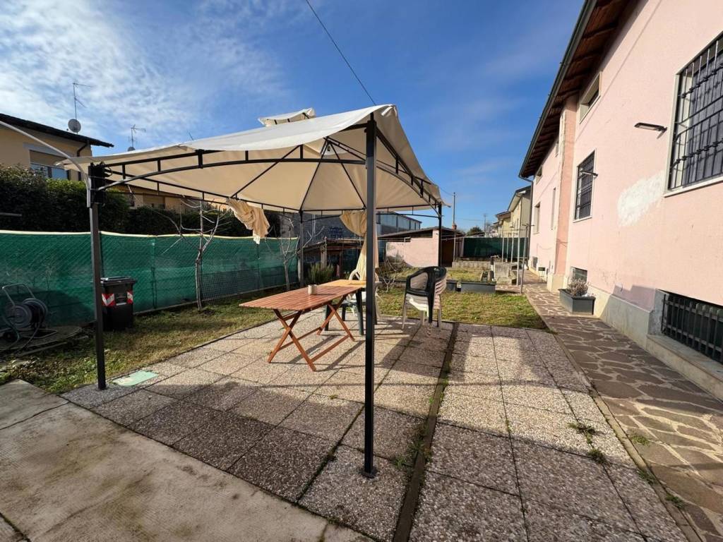 Villa a Chiari in via Tito Speri II traversa, 1/D - Foto 3