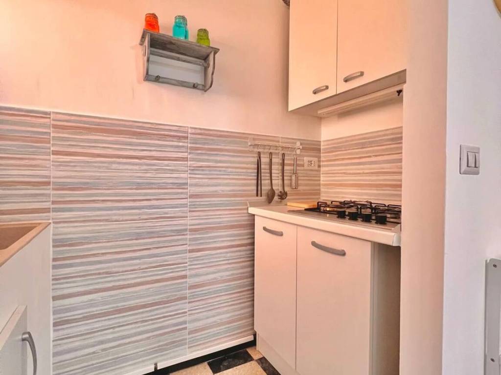 Appartamento a Finale ligure in Via Aurelia - Foto 3
