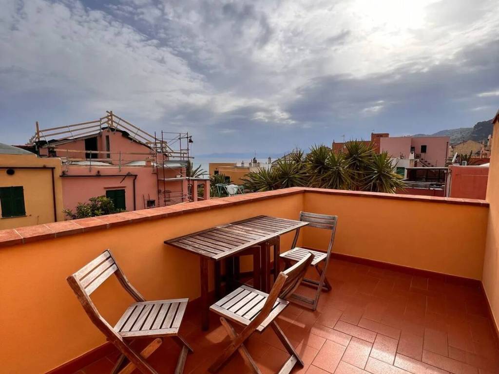 Villa a Finale ligure in Via Aurelia - Foto 2