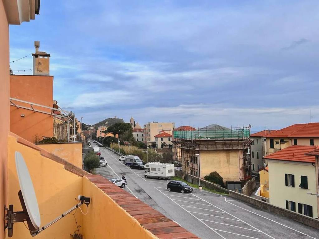 Appartamento a Finale ligure in Via Aurelia - Foto 2