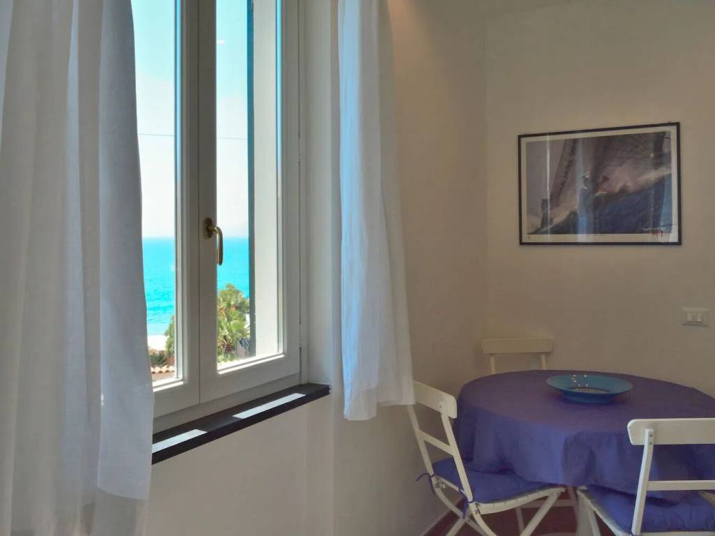 Appartamento a Finale ligure in Via Aurelia - Foto 2
