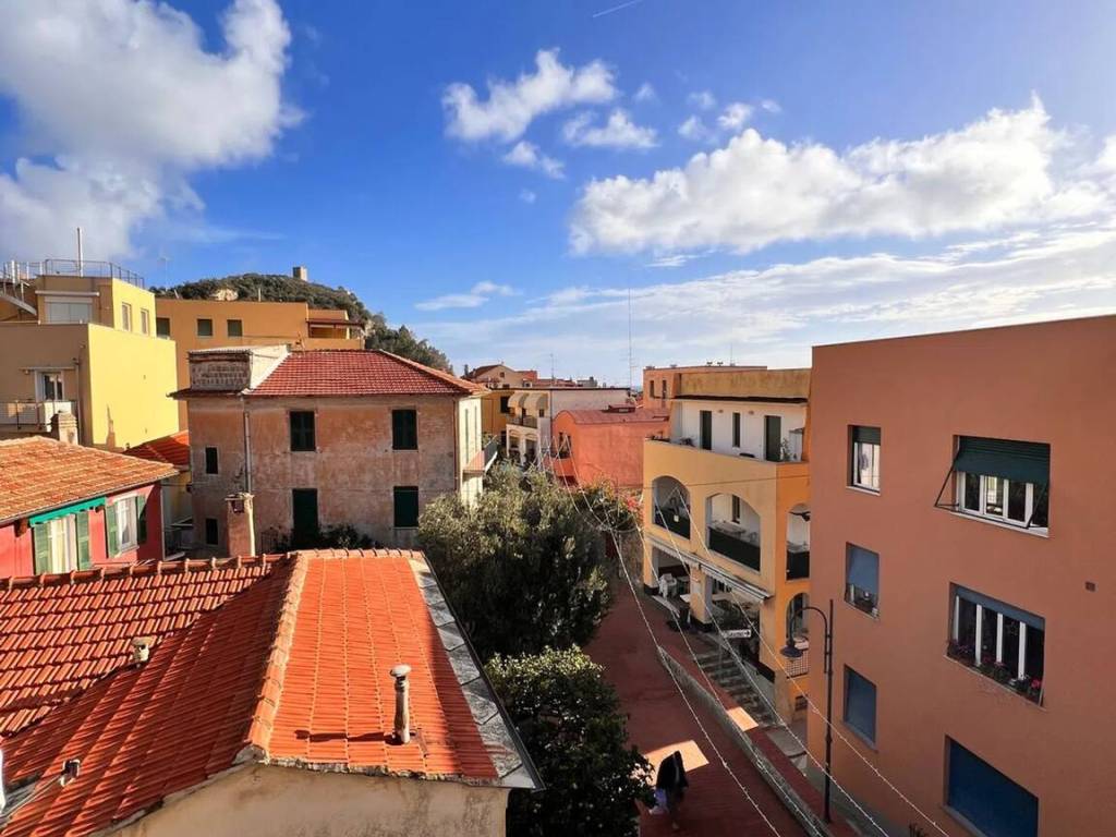 Appartamento a Finale ligure in Via Del Capo - Foto 3