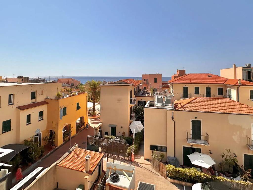 Appartamento a Finale ligure in Vico Mendaro - Foto 5