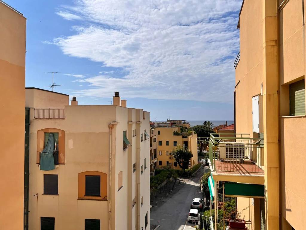 Appartamento a Finale ligure in Strada Vecchia - Foto 2