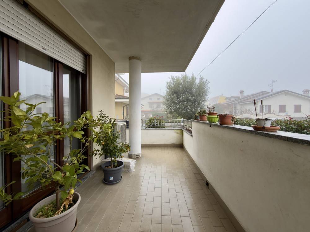 Appartamento a Trecate in Via Traversagna, 5 - Foto 4