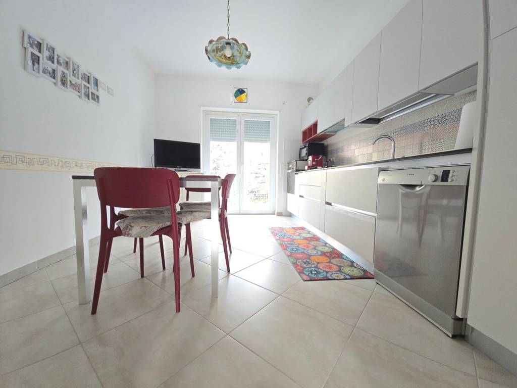 Appartamento a L'aquila in Via Germania, snc - Foto 5