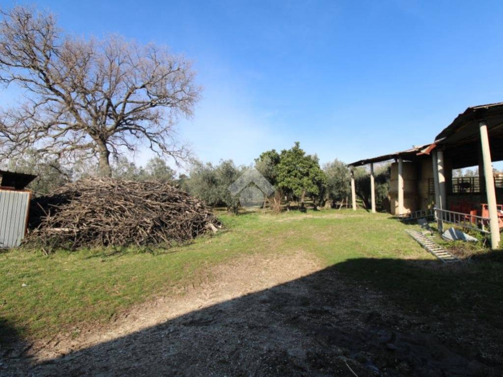 Casa indipendente a Montopoli di sabina in VIA FONTEVECCHIA - Foto 2