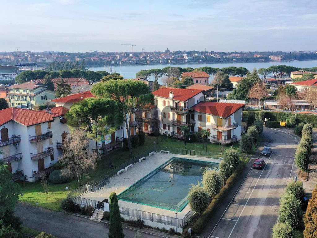 Appartamento a Peschiera del garda in Via Benaco 34 - Foto 3