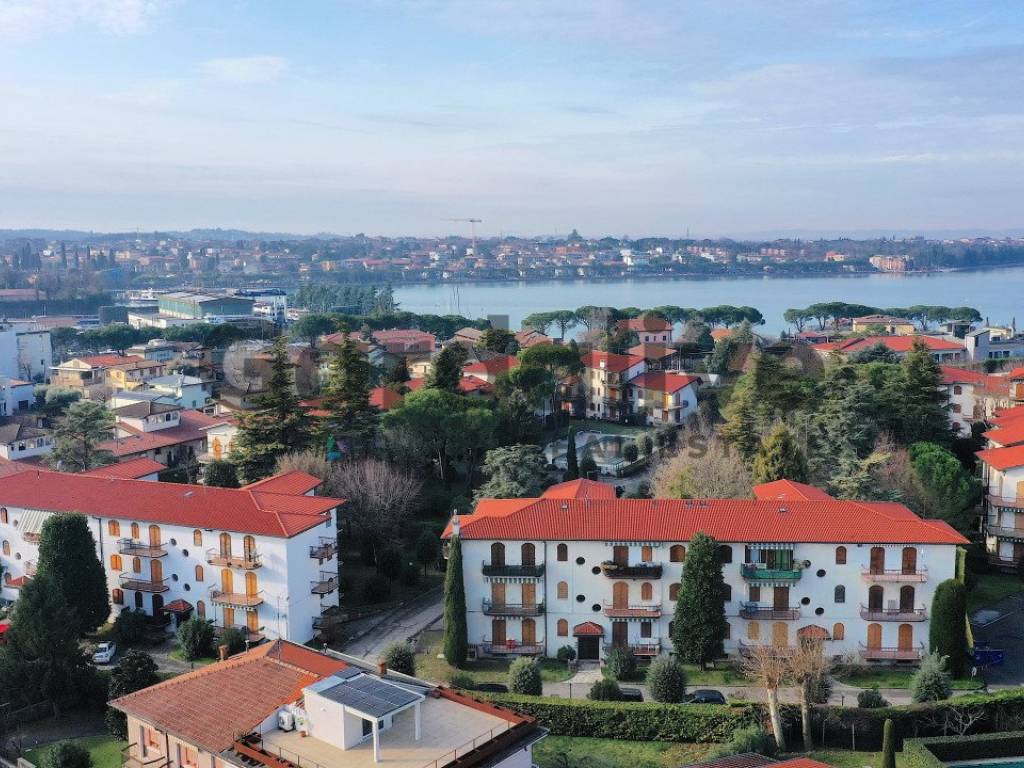 Appartamento a Peschiera del garda in Via Benaco 34 - Foto 5