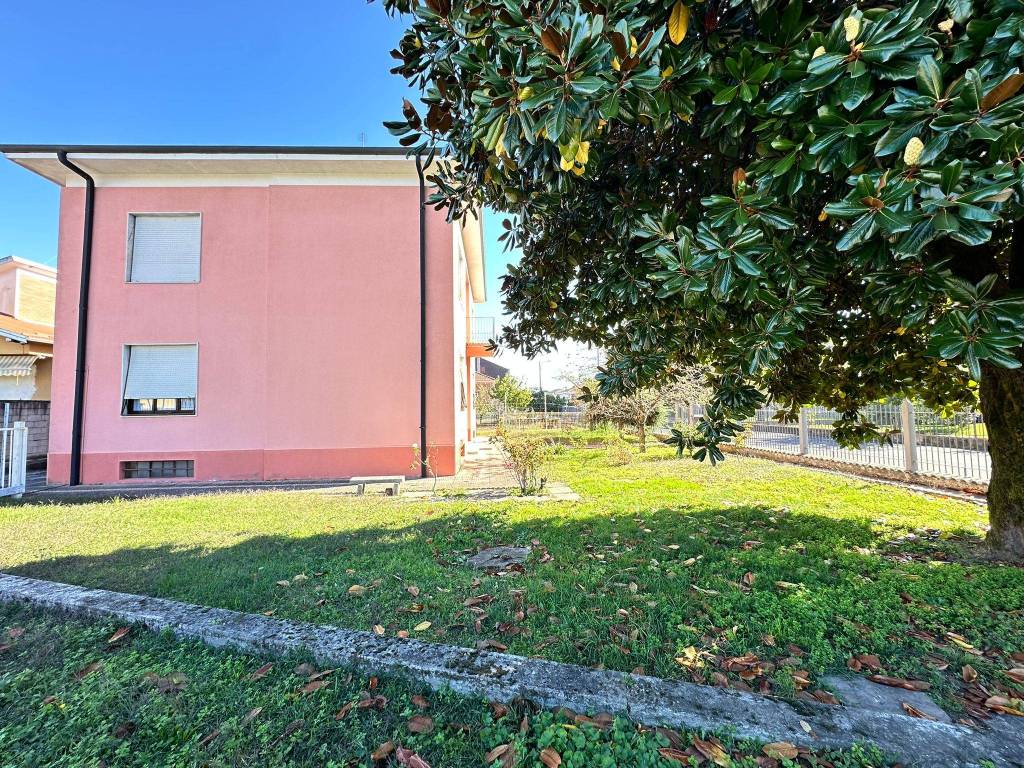 Villa a Cameri - Foto 5