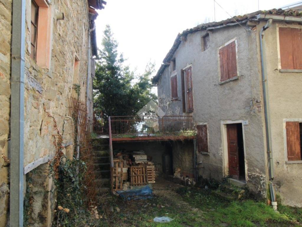 Casa indipendente a Carpineti in Via Savognatica, 54 - Foto 3