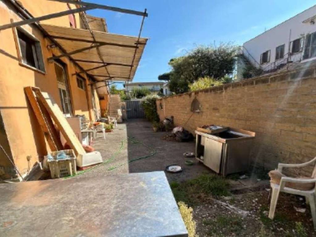 Immobile a Fiumicino in via Via Coroglio 13 - Foto 5