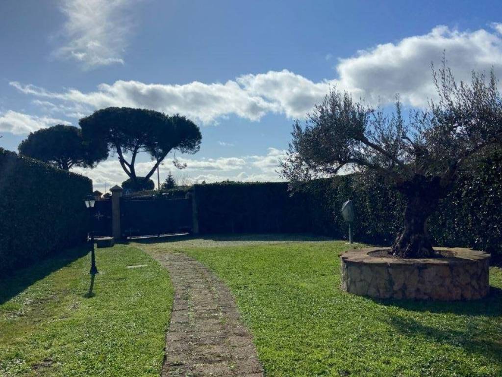 Villa a Formello in Viale delle Rughe - Foto 3