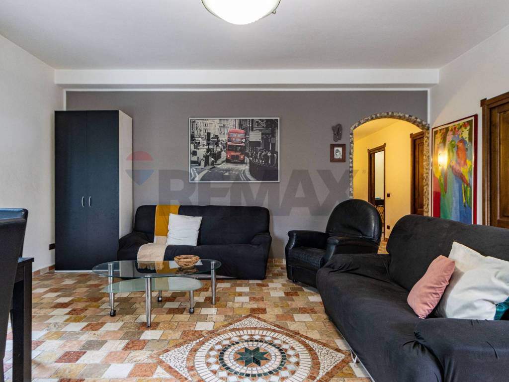 Appartamento a Erba in Via Tommaso Grossi, 4 - Foto 5