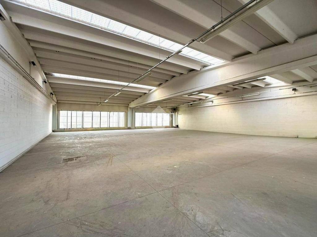 Immobile a Lonato del garda in Via Aldo Moro, 1 - Foto 2