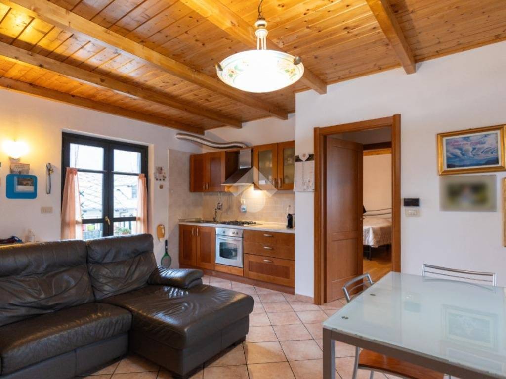 Appartamento a Torre pellice in Via Appiotti, 2 - Foto 3