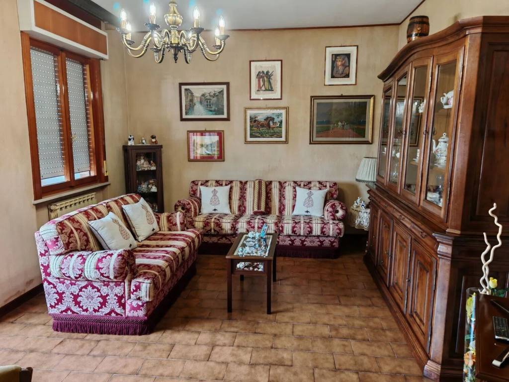 Appartamento a Lucca in Via Giovanni Giorgi - Foto 2