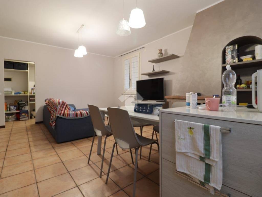 Appartamento a Porto mantovano in Via Gramsci, 1 - Foto 4