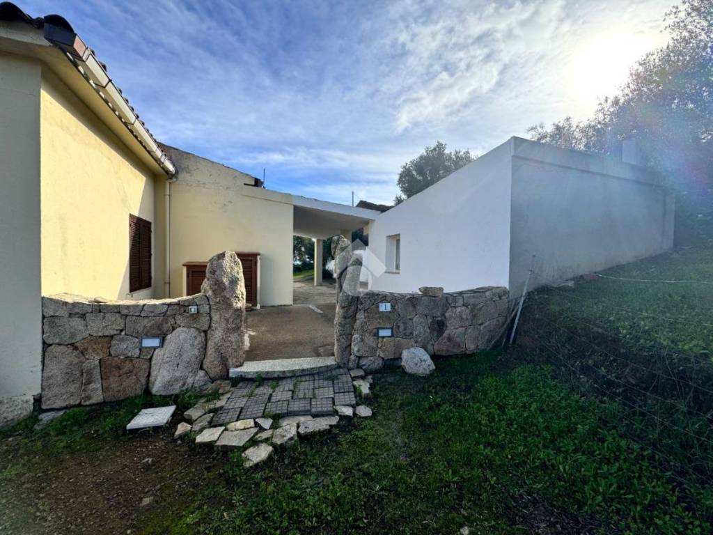 Villa a Budoni in Via Leonardo Da Vinci, 35 - Foto 4