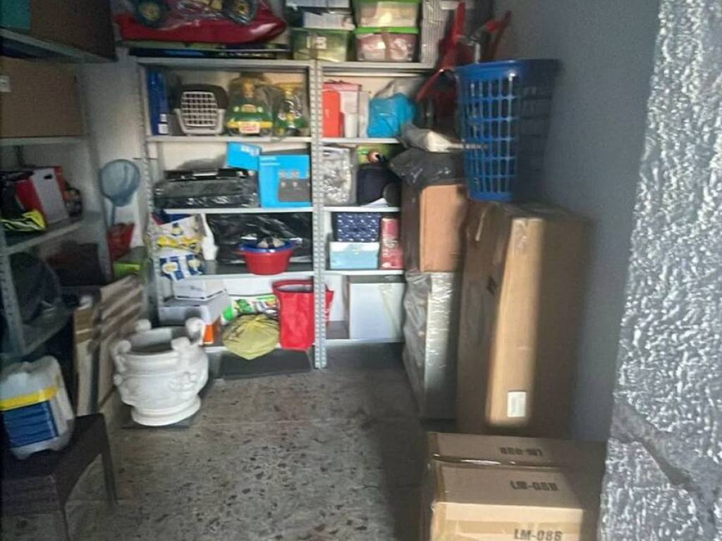 Box / garage a Caltanissetta in Via Montebello, 44 - Foto 3