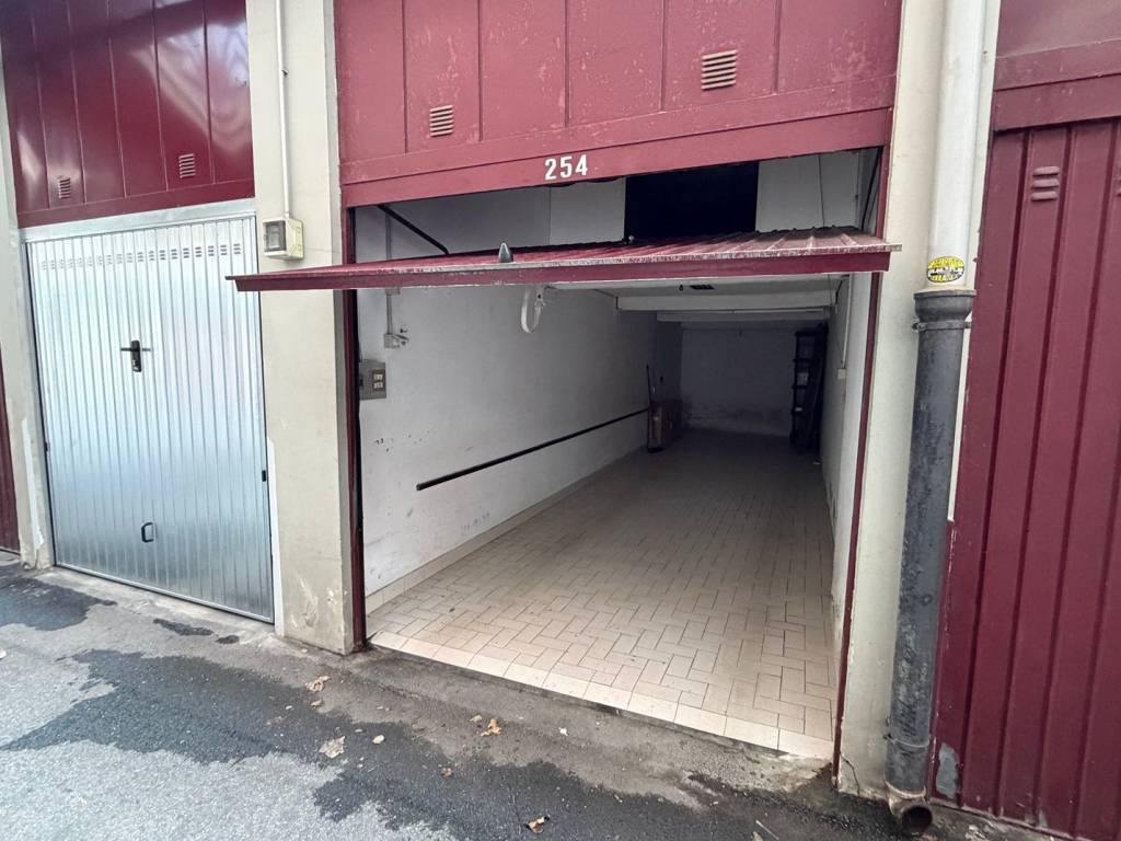 Box / garage a Alpignano in Via Giuseppe Mazzini, 32 - Foto 4