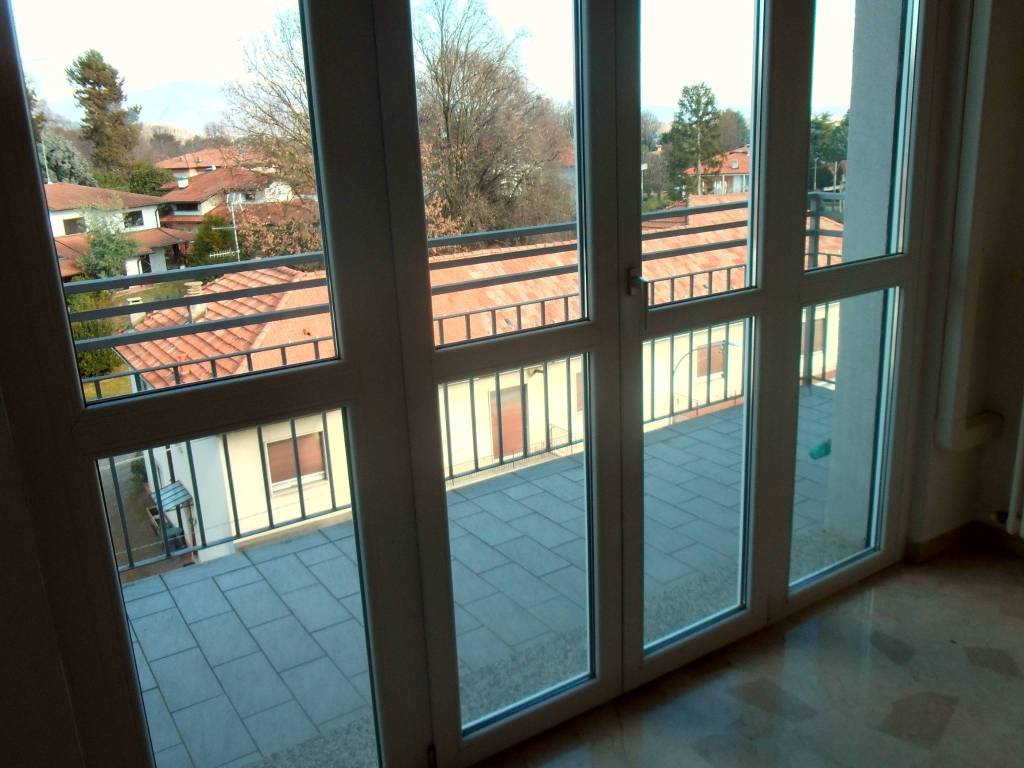 Appartamento a Olgiate comasco in Viale Trieste - Foto 4