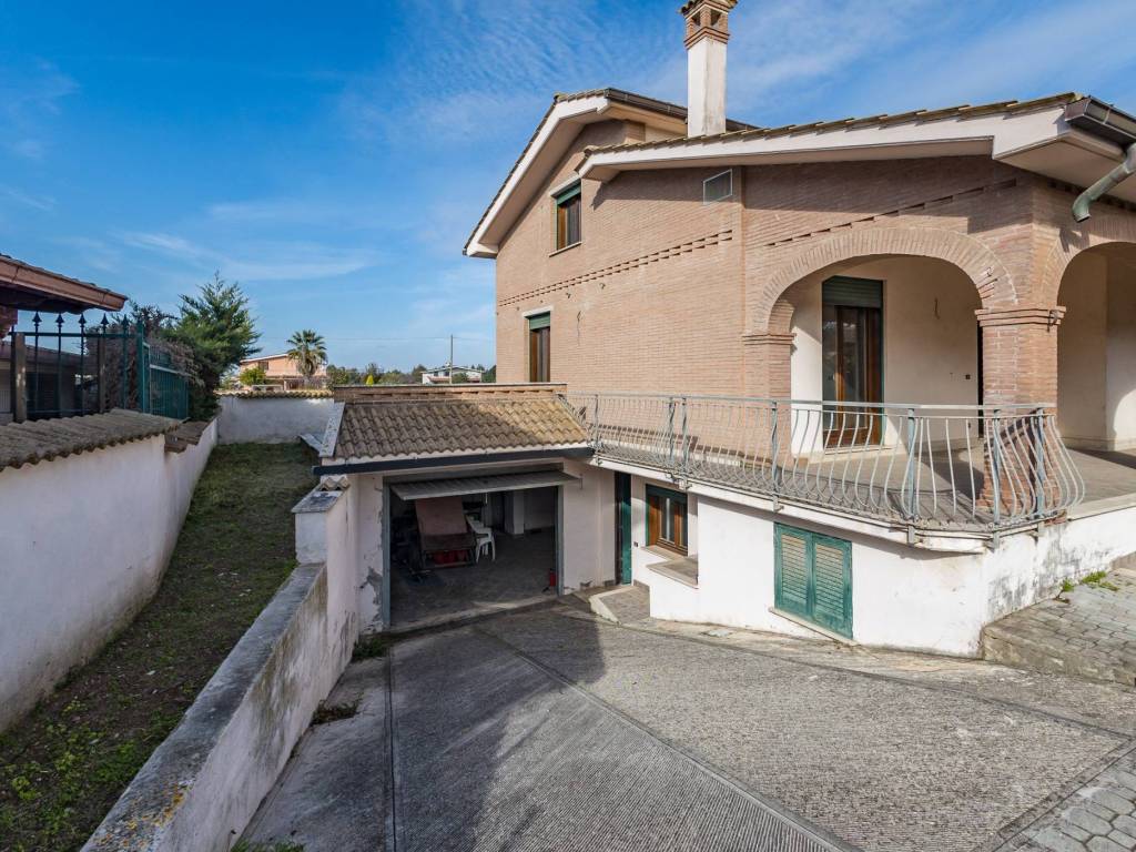 Villa a Ardea in Via Tanaro, 35 - Foto 4