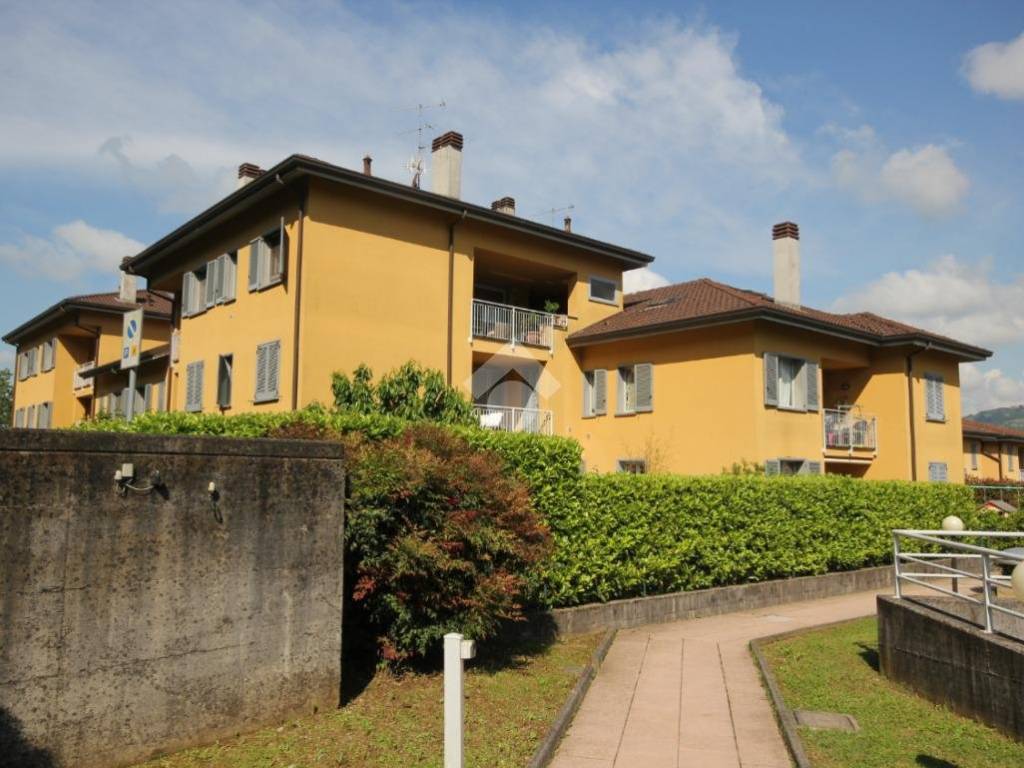 Appartamento a Calco in Via Privata Europa, 20 - Foto 2