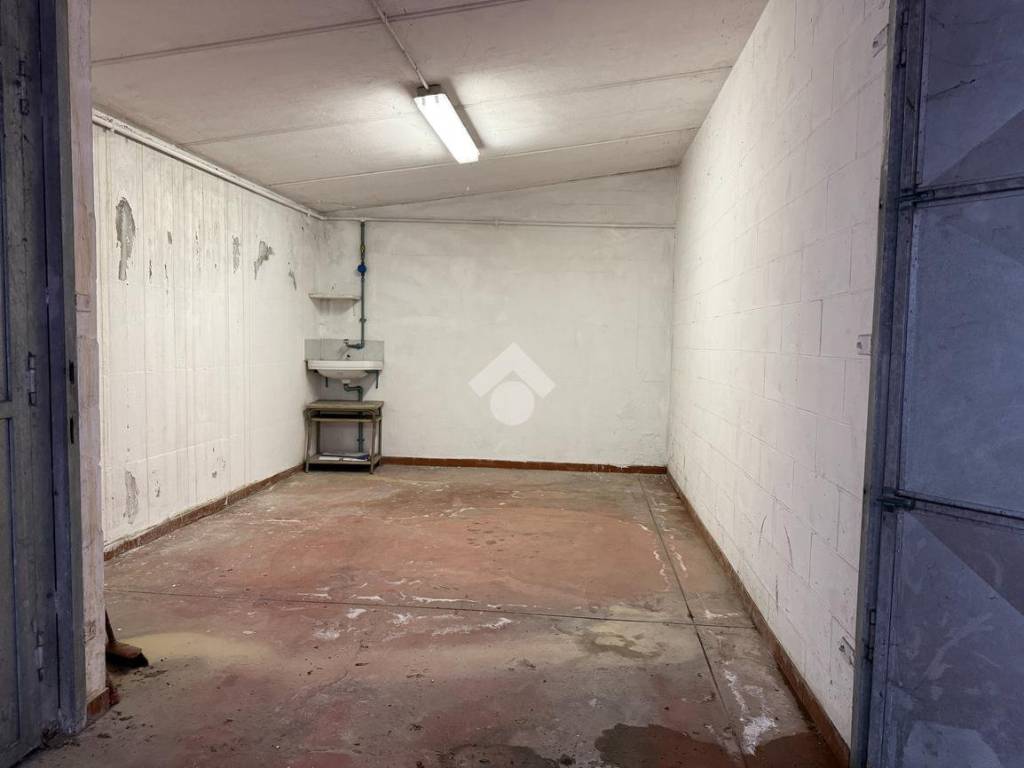 Box / garage a Rivoli in BOX VIA LINCOLN, 46 - Foto 3